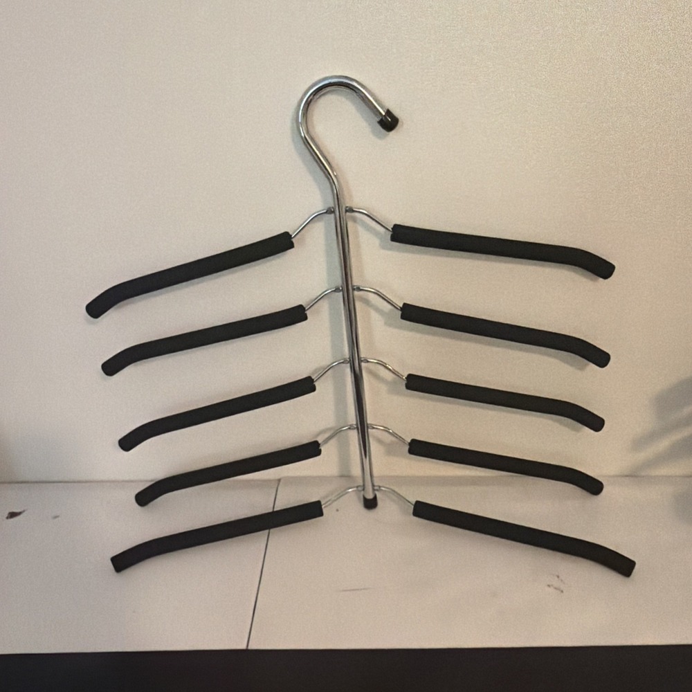 5 Tier Blouse Tree Metal Clothes Shirt Hanger in Chrome